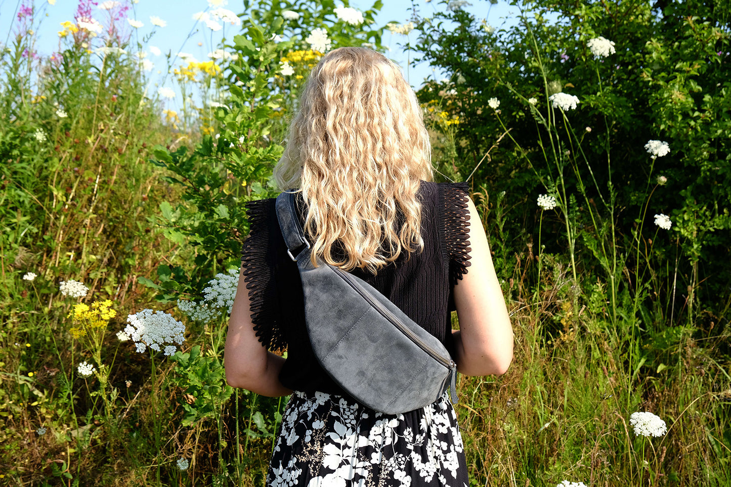 Miko Gürteltasche Veloursleder Grau - S
