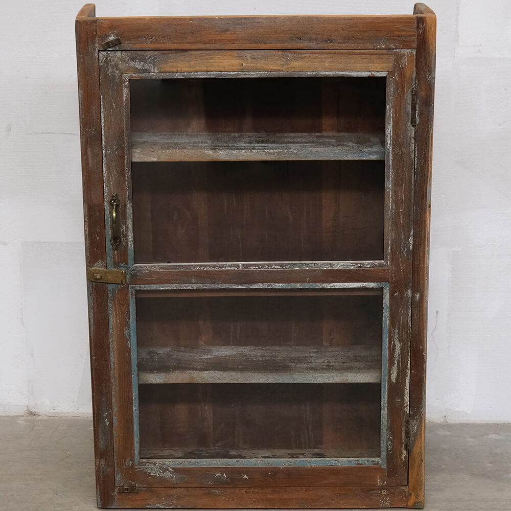 Rustikaler Wandschrank