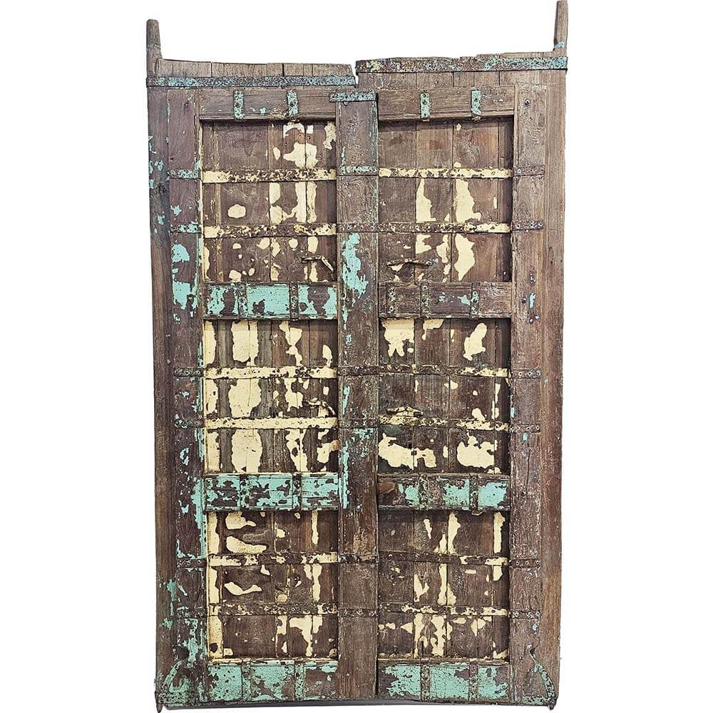 Alte Holztür mit Charakter