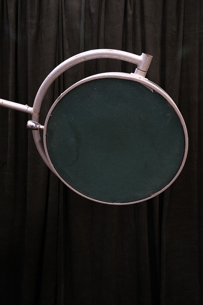 Operationslampe mit grünem Glas