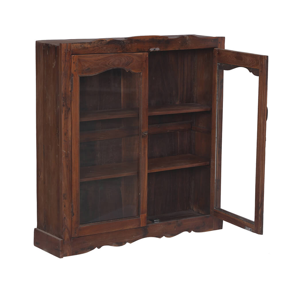 Schöner Holzwandschrank