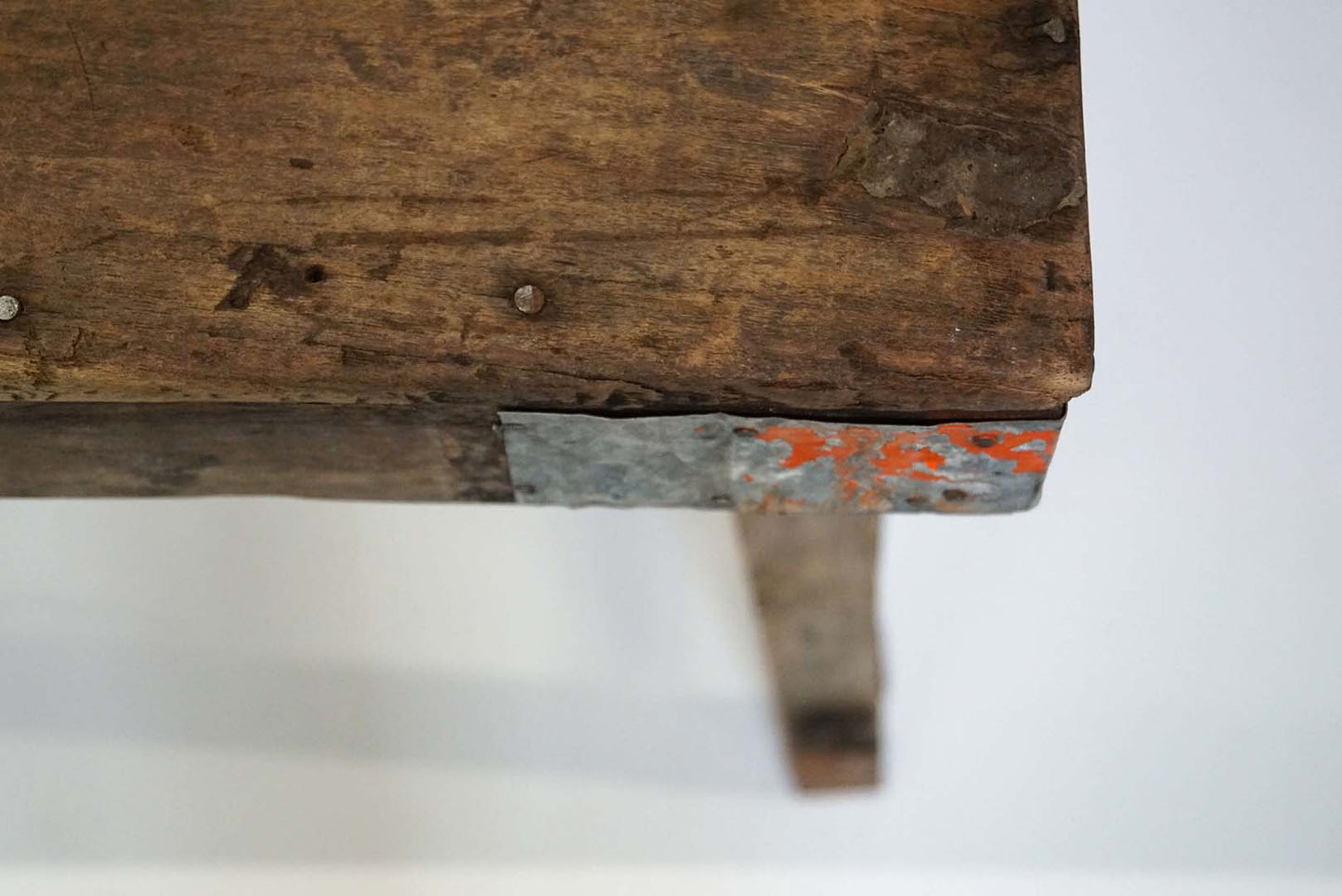 Goa alter Esstisch aus Holz