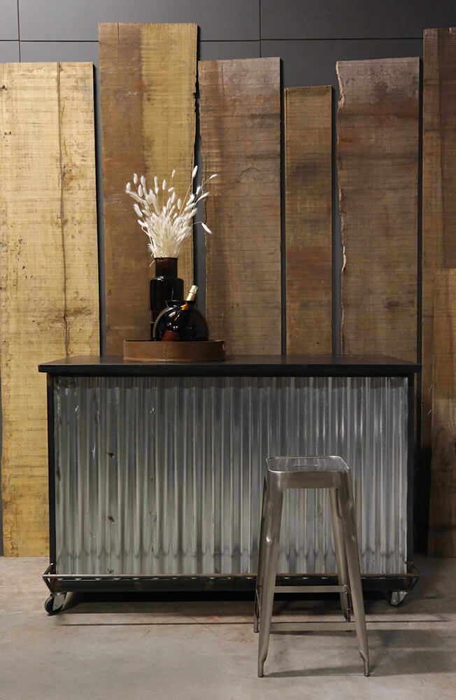 Copenhagen Hoher Hocker aus Eisen - glänzend
