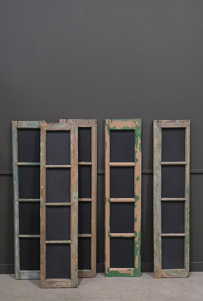 Tafel aus altem Fensterrahmen