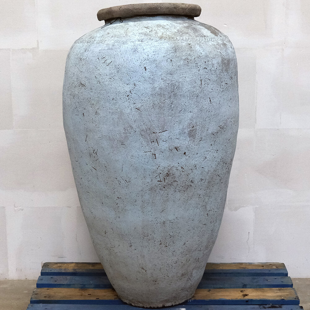 Großer einzigartiger blauer Topf