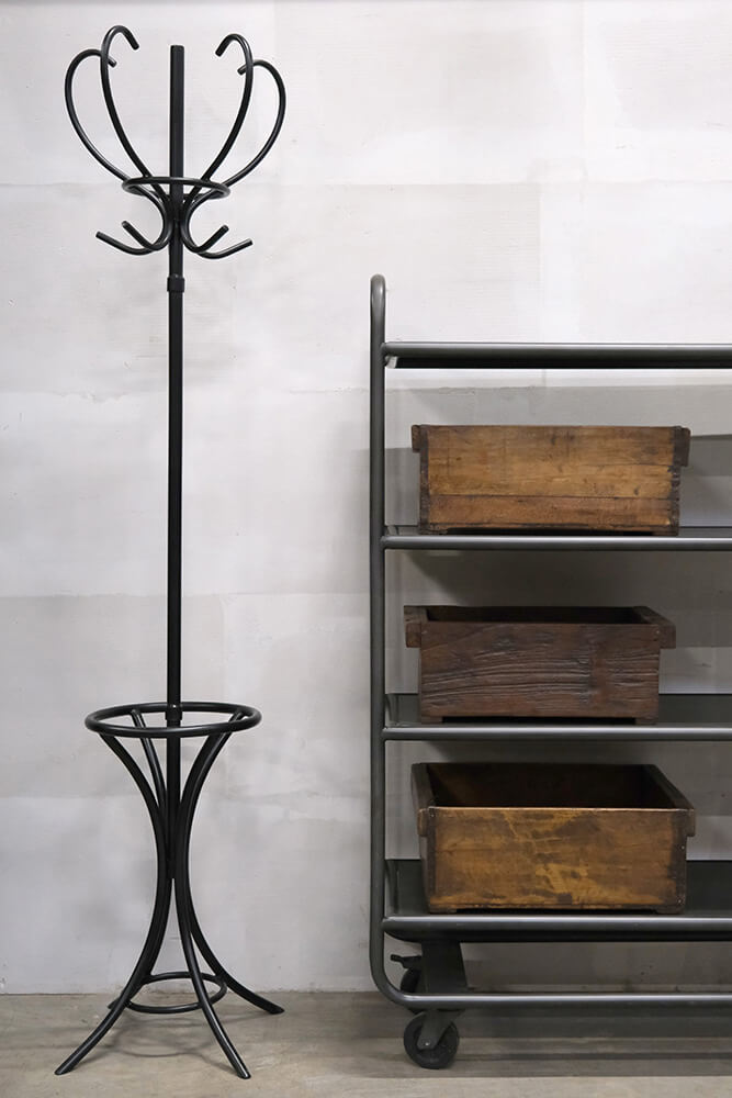 Monarch Garderobenständer