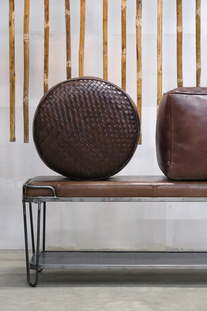 Ashok runder Lederpouf