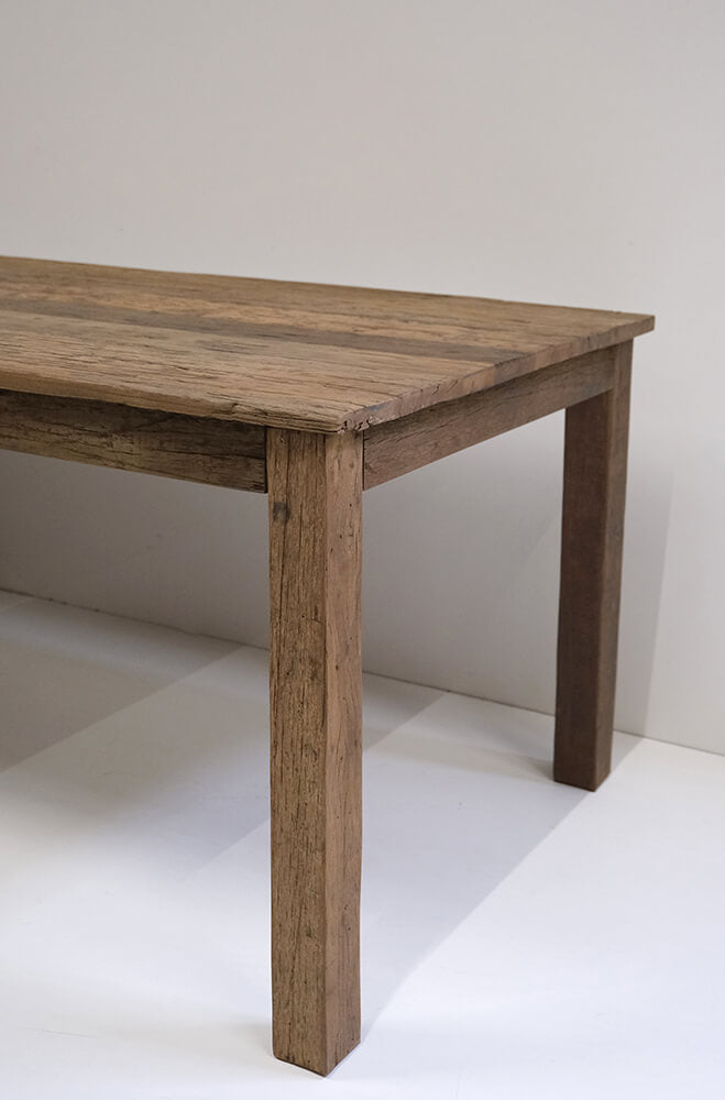 Rustikaler Esstisch aus Altholz - 230 cm