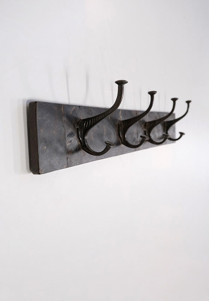 Ella Wandgarderobe mit vier Haken