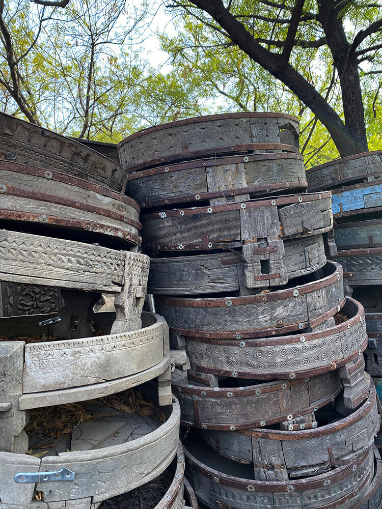 Indischer Couchtisch