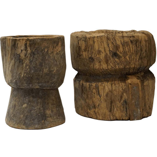 Großer und schön patinierter, alter Holzsockel