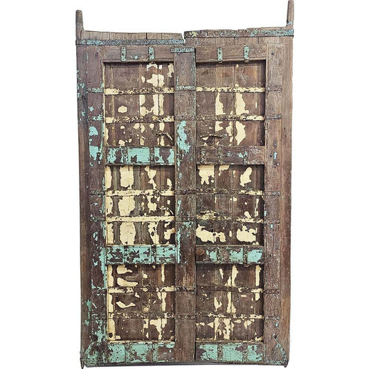 Alte Holztür mit Charakter