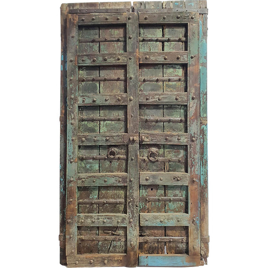 Bläuliche Vintage-Tür