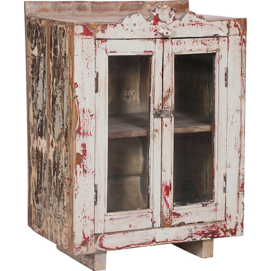 Einzigartige Vitrine mit Patina