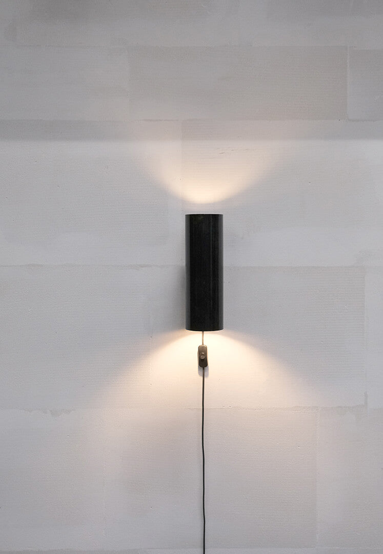 Jonah zylindrische Wandlampe - Dunkelblaumarmoriert