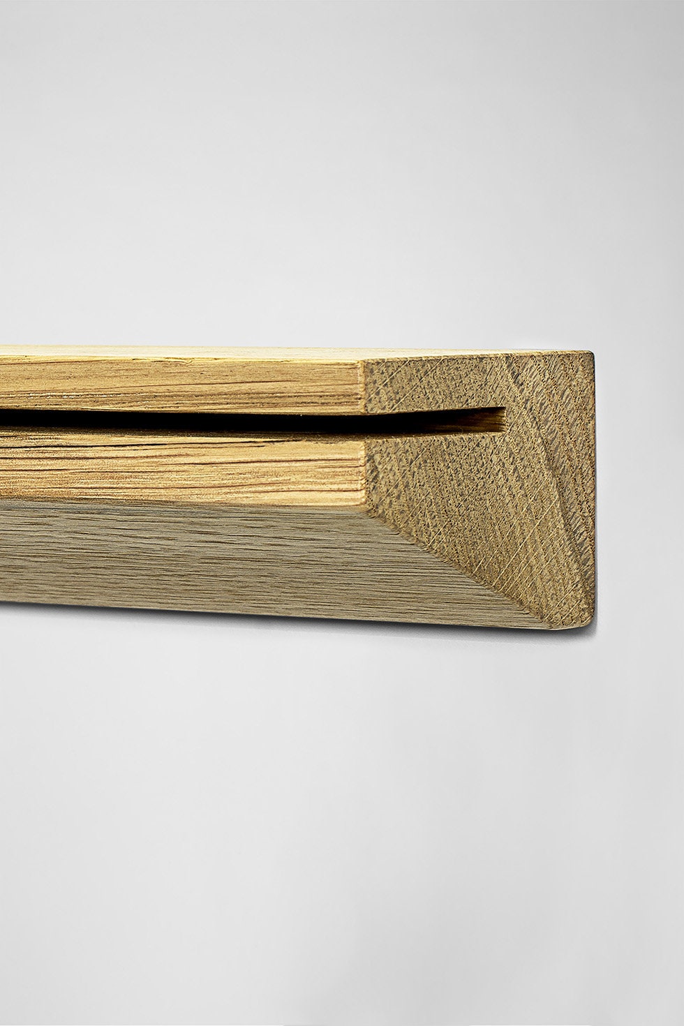 Key holder made from sustainable oak wood