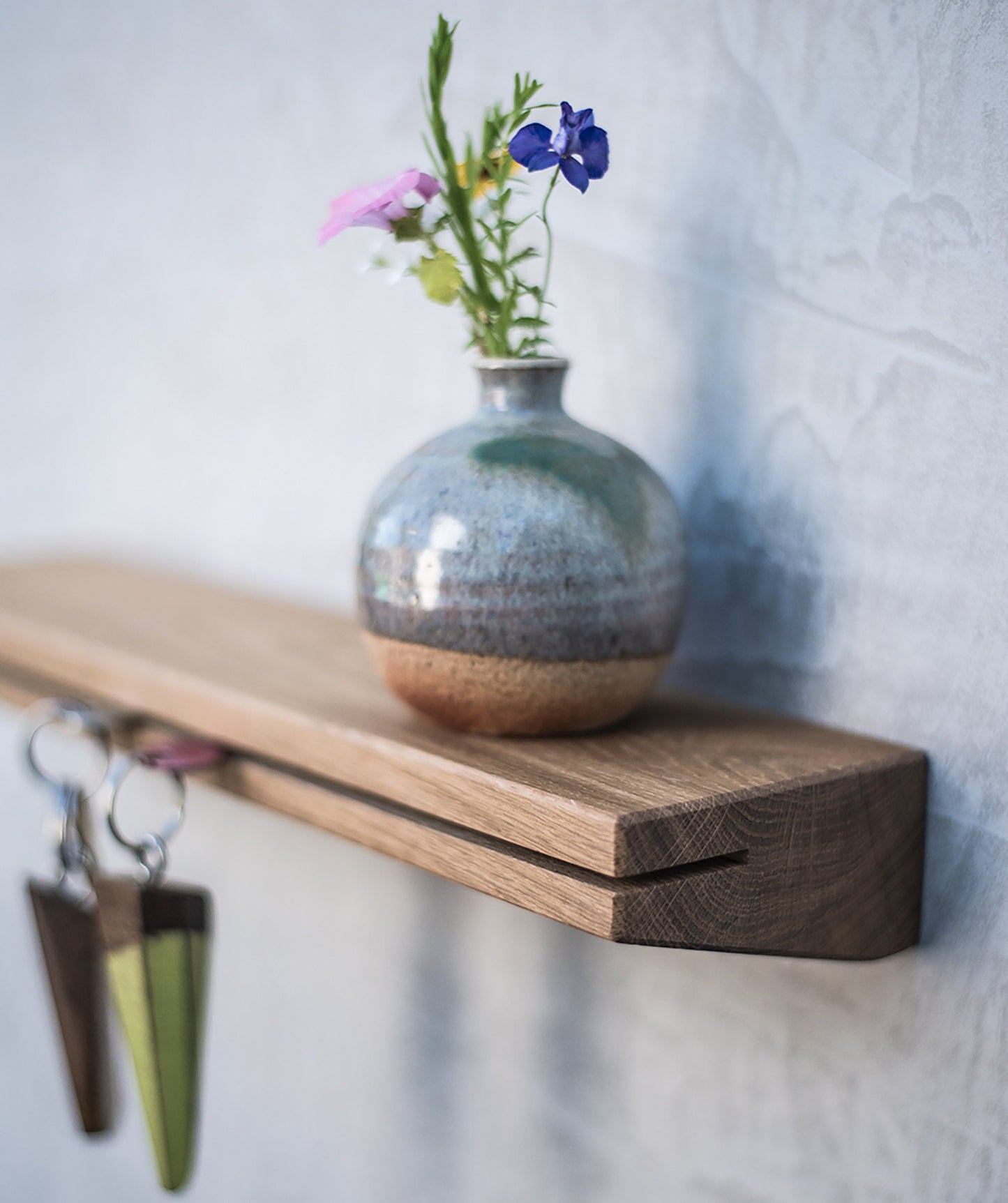 Key holder made from sustainable oak wood