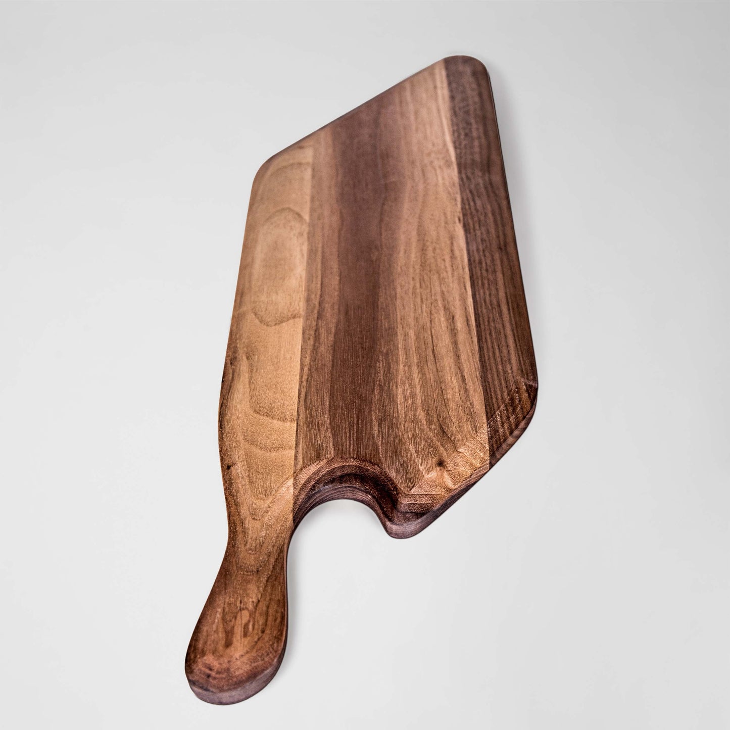 Taapa - Serving board made of walnut or ash